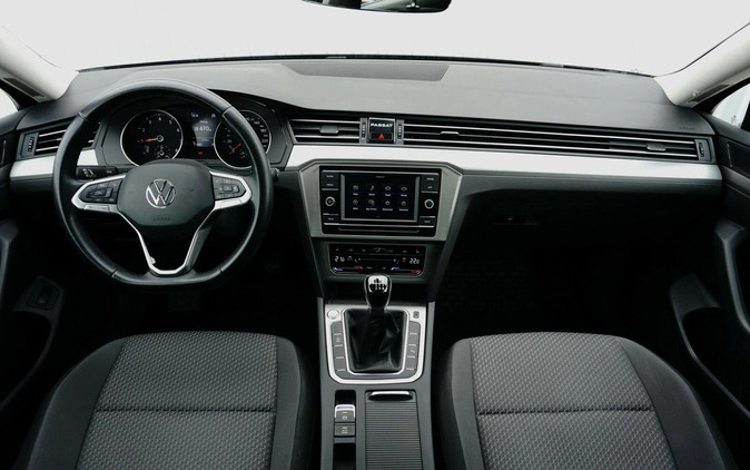 Volkswagen Passat cena 69999 przebieg: 151750, rok produkcji 2020 z Świebodzin małe 436